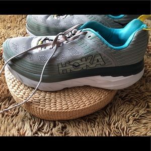 HOKA ONE ONE SNEAKERS